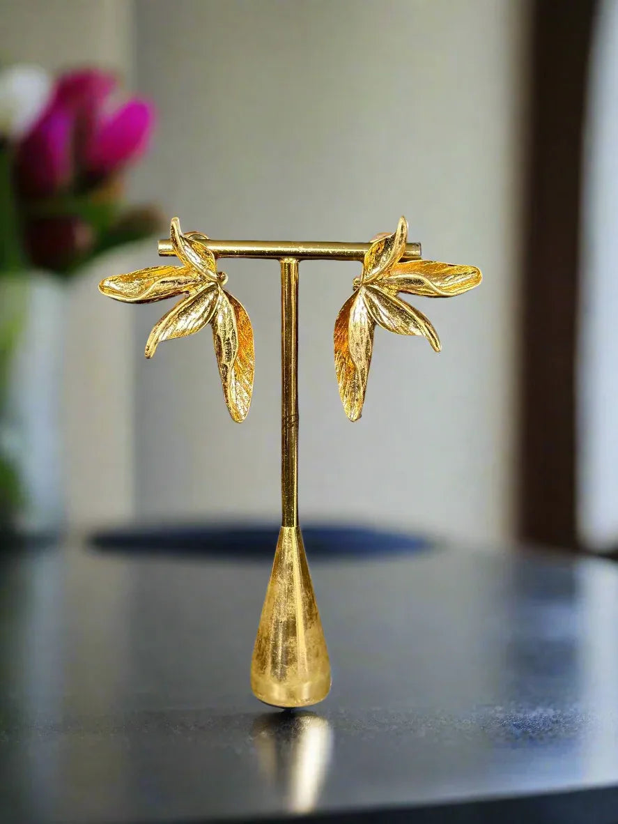 Exquisite Gold and Crystal Floral Earrings – Sparkling Statement Jewelry - BeautySutra by Shikha