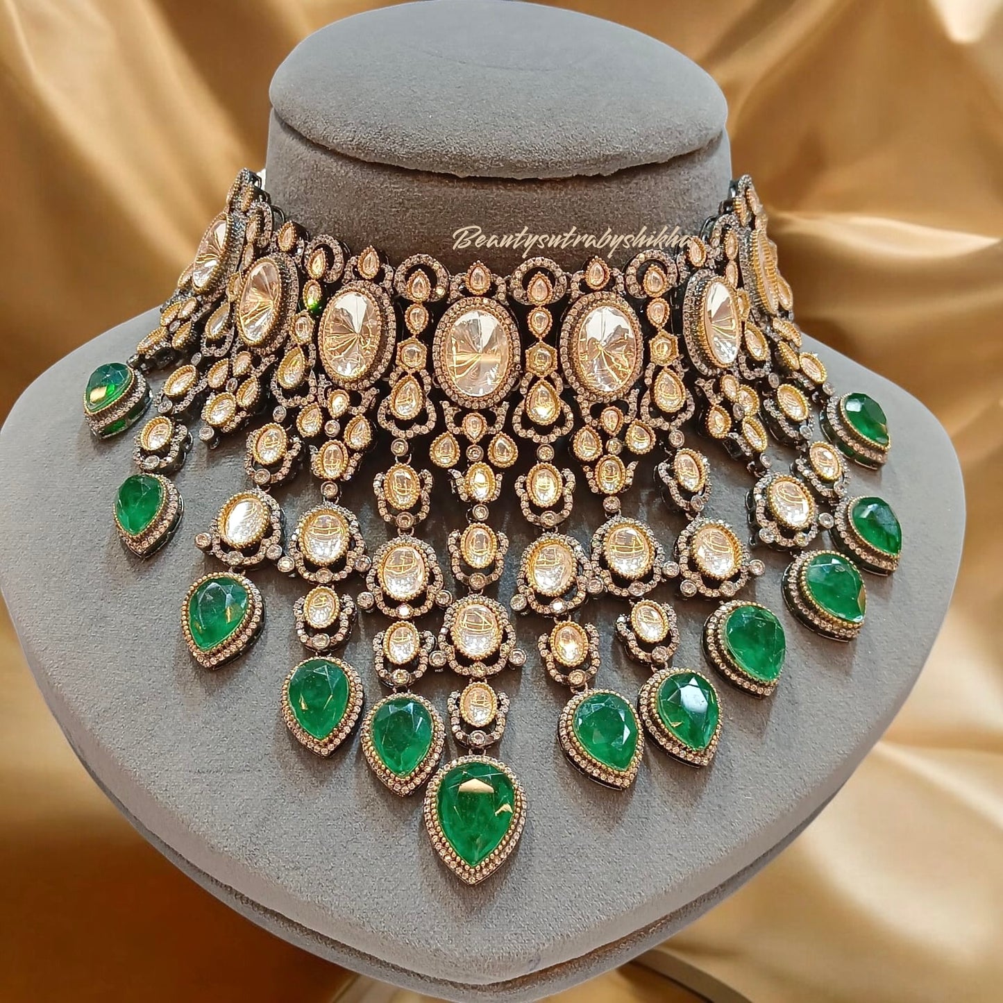 Emerald Polki Choker Necklace Set – Luxury Kundan Bridal Jewelry with Matching Earrings | BeautySutra by Shikha