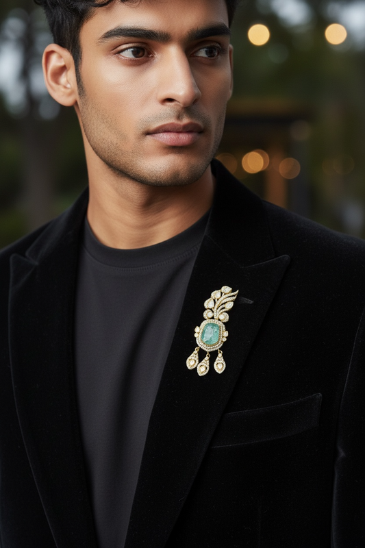 Vintage Gold Pendant Brooch – Aquamarine Halo & Diamond Dangles