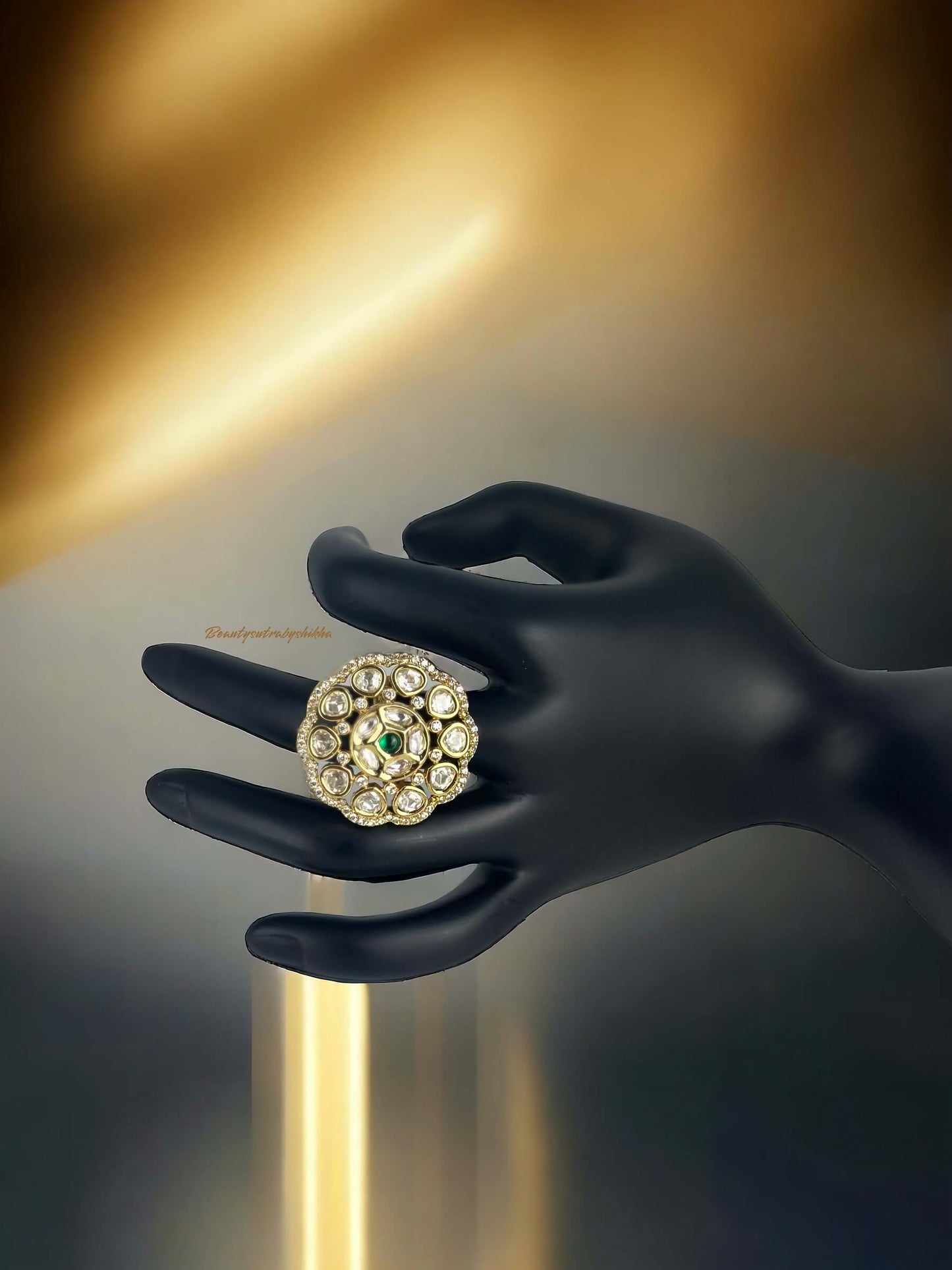 Vintage Kundan Ring | Luxury Indian Bridal Jewelry Collection