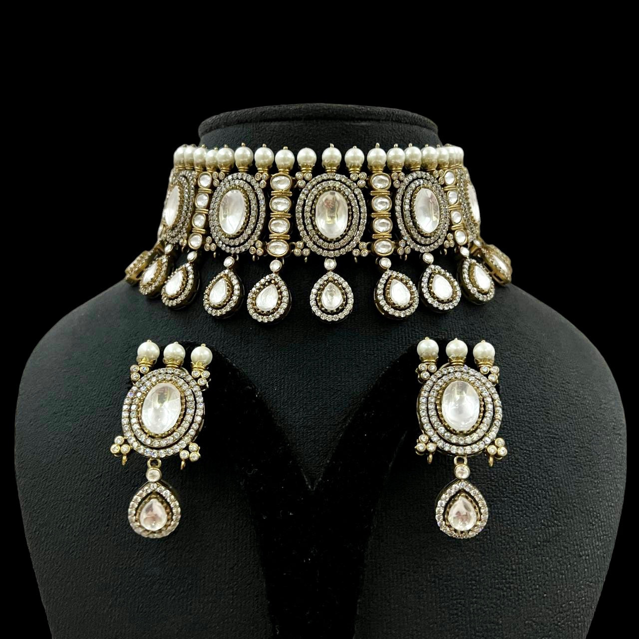 Diamond Diva choker necklace set - Beauty Sutra by Shikha