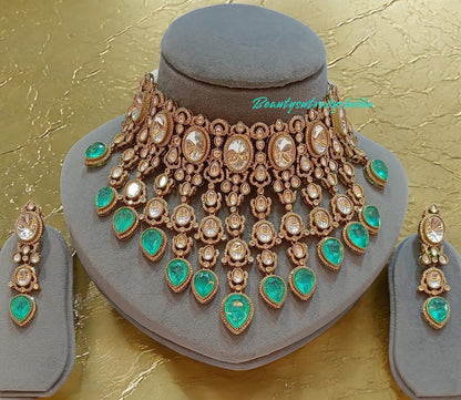 Luxurious Emerald Kundan Choker Necklace Set – Statement Jewelry