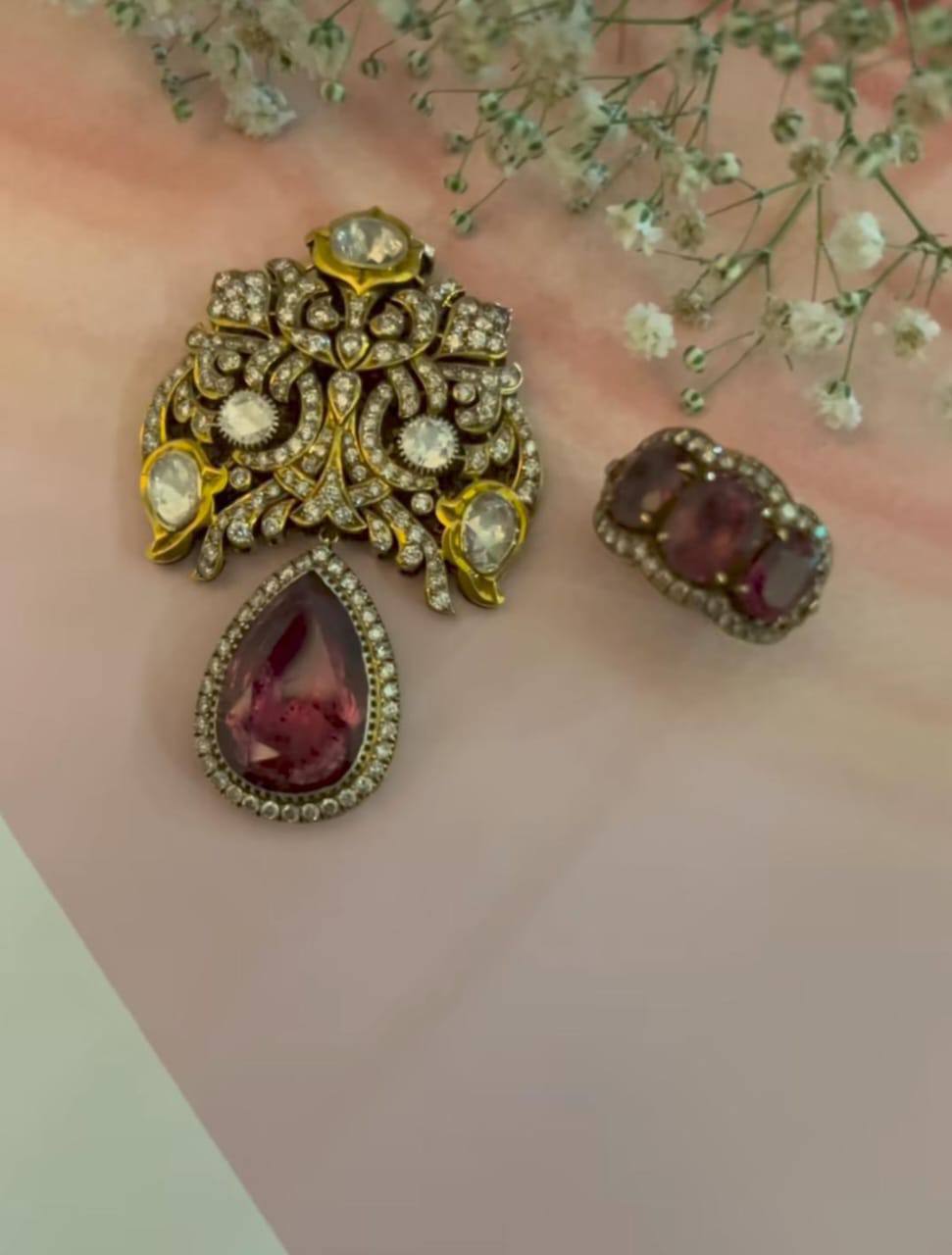 Gold Crystal Brooch with Teardrop Center Stone – Festive Holiday Jewelry