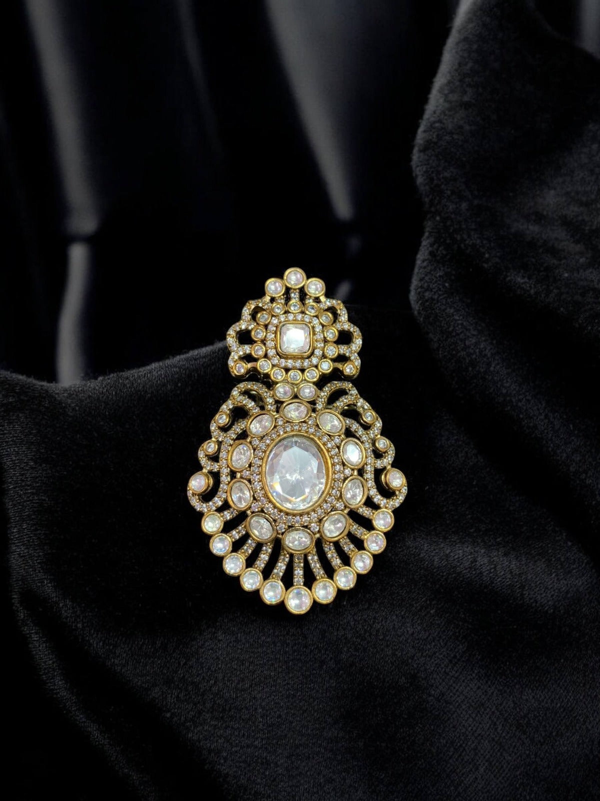 Gold Oval Gemstone Brooch – Holiday Wedding Jewelry Gift