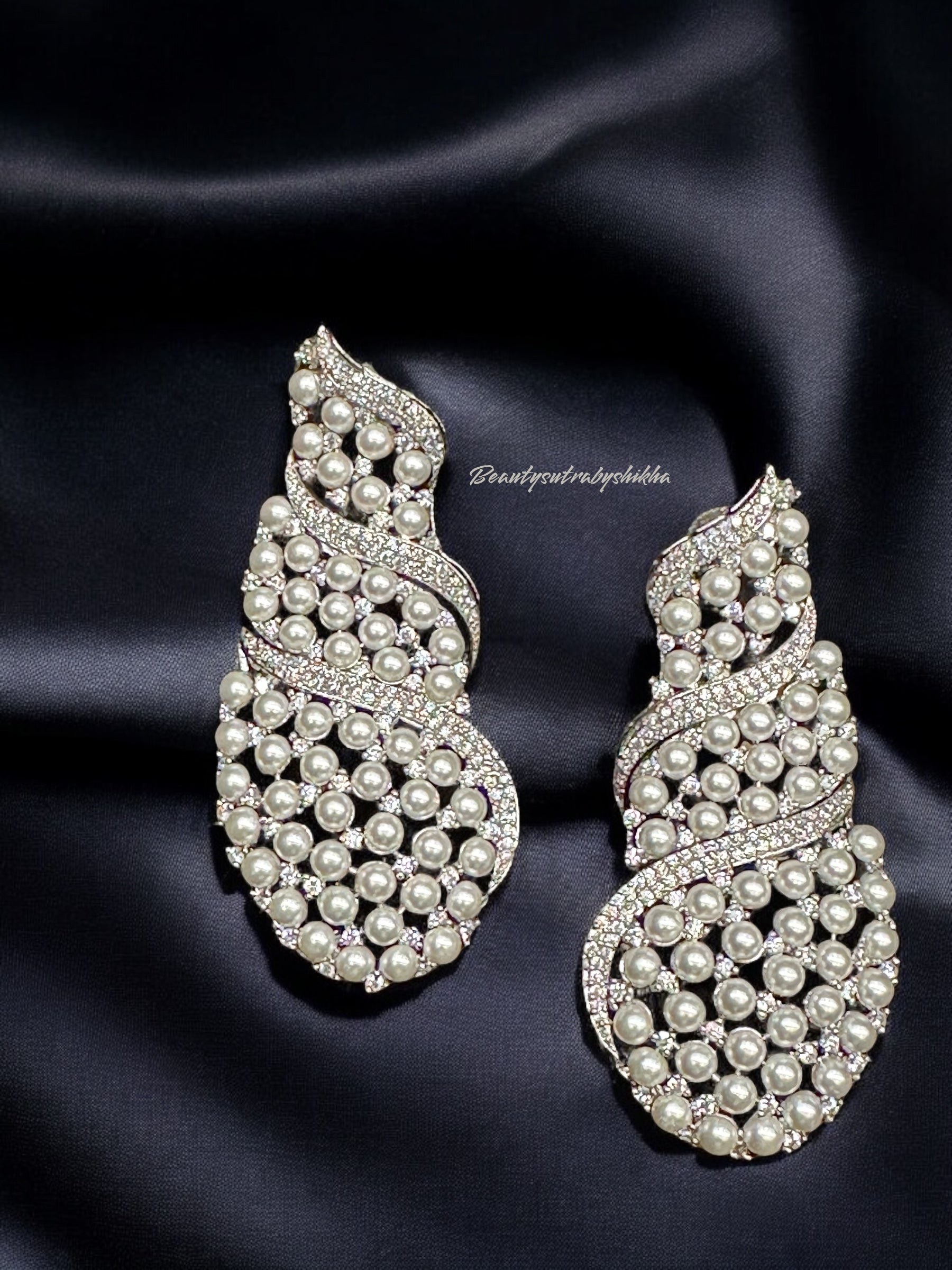 Elegant Pearl & Crystal Statement Earrings