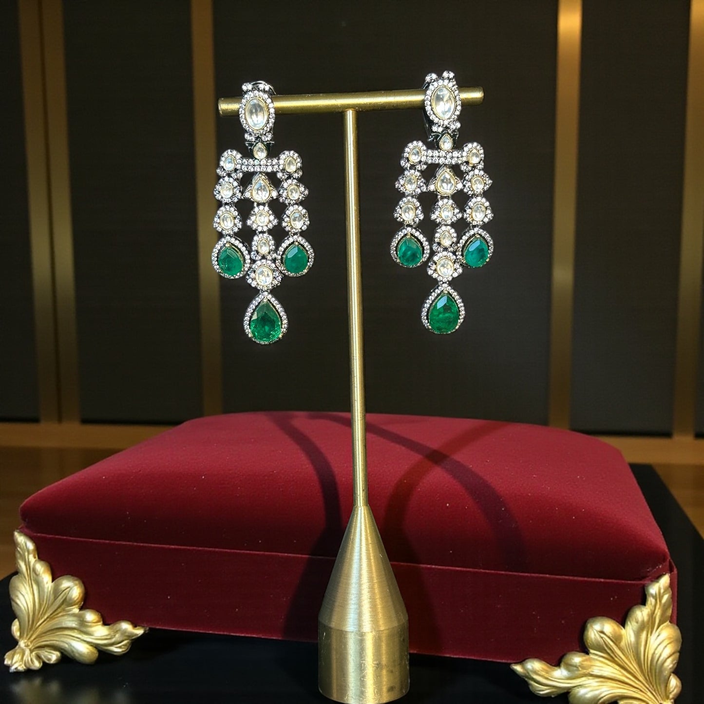 Polki & Emerald Chandelier Earrings
